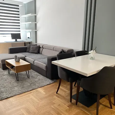 Apartment Oaza *